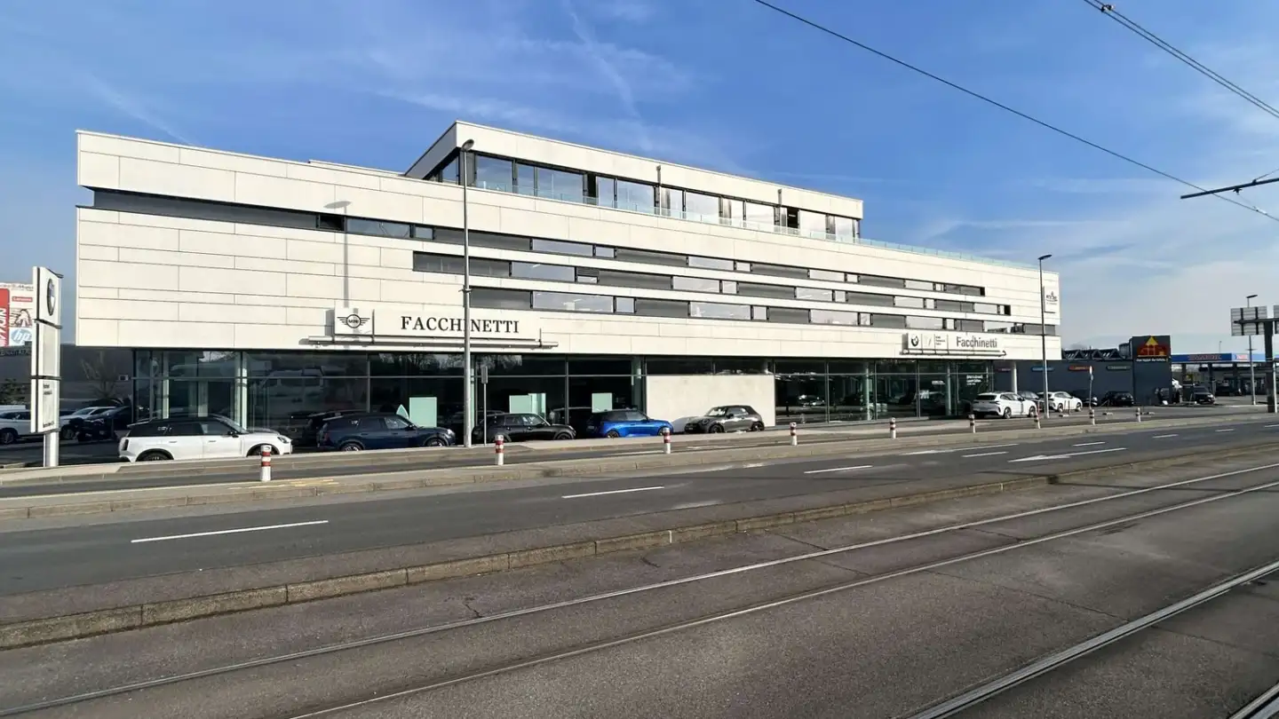 Shop for rent - Route De Meyrin 214, 1217 Meyrin