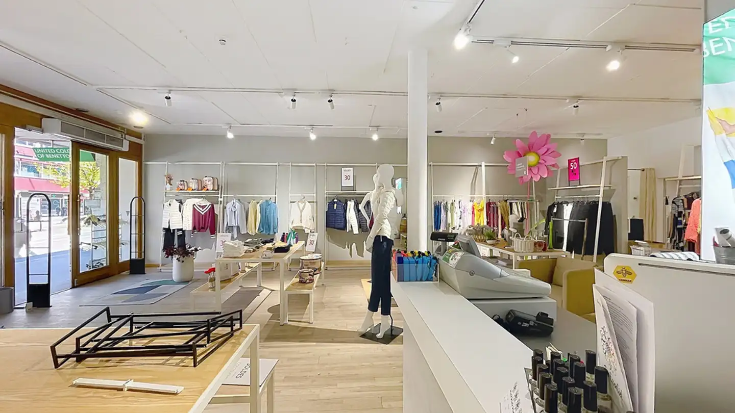 Negozio in affitto - Avenue Léopold-Robert, 2300 La Chaux-de-Fonds - Foto 4