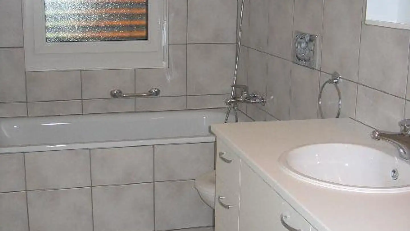 Wohnung mieten - Langenwiesenstrasse 2, 8304 Wallisellen - Foto 4