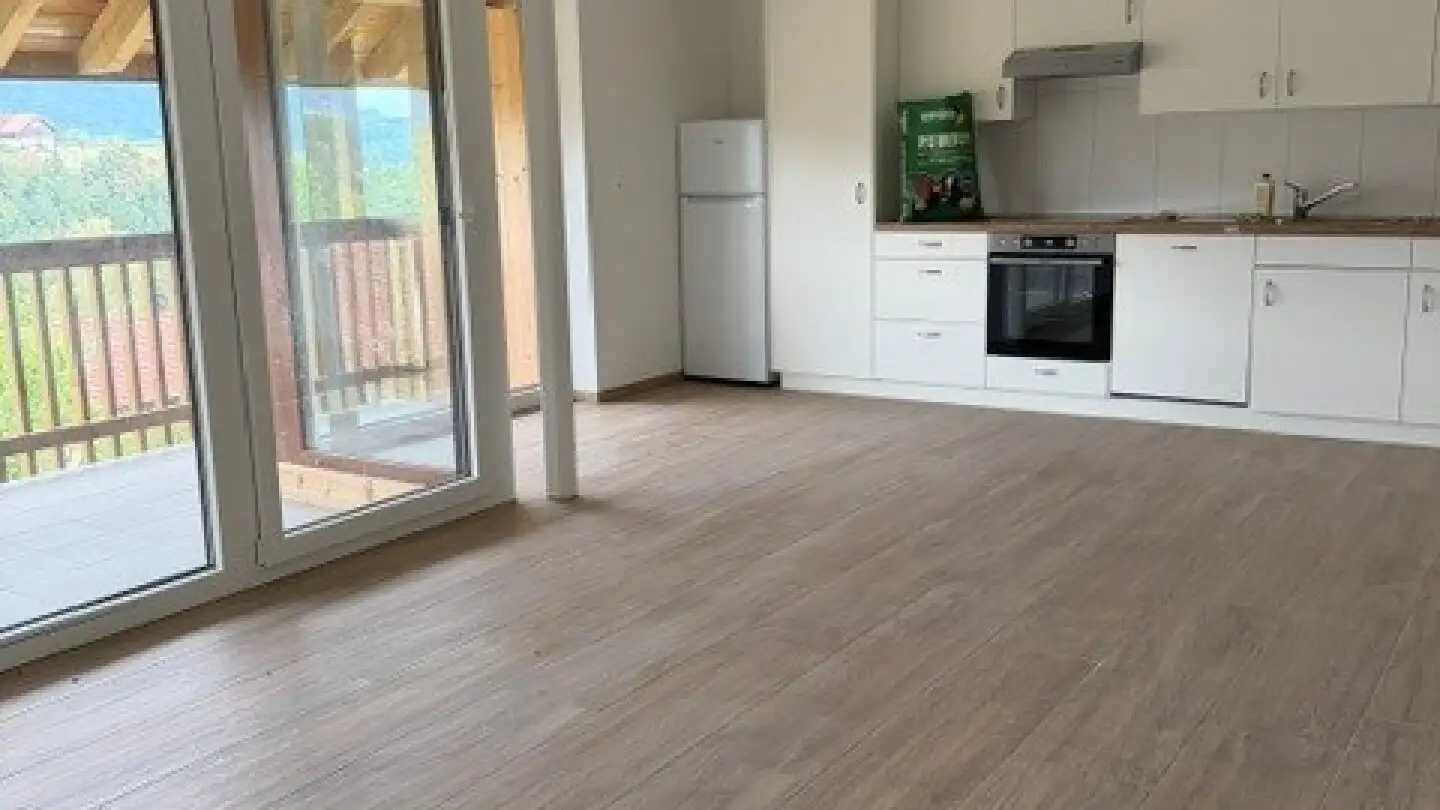 Appartamento in affitto - Route Du Village 21, 1613 Maracon