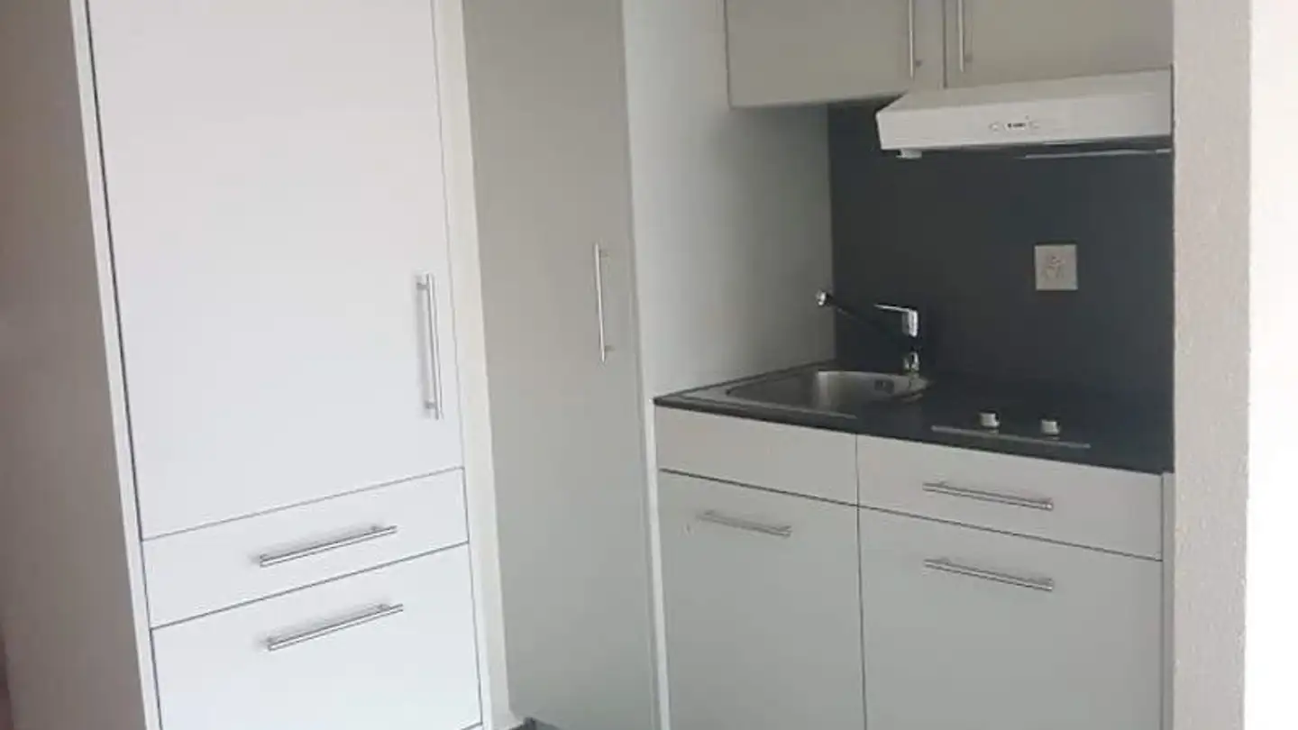 Studio for rent - Avenue Des Grandes Maresches, 1920 Martigny - Photo 4