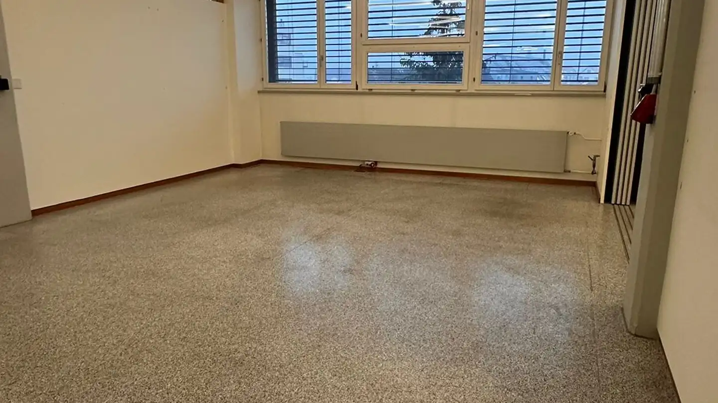 Espace de stockage à louer - Garstligweg 8, 8634 Hombrechtikon - Photo 2