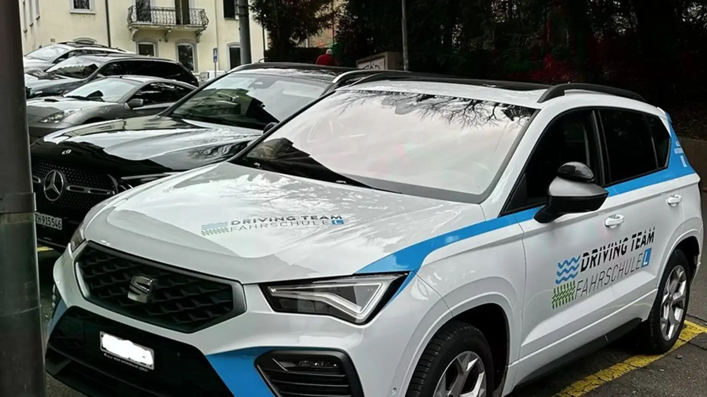 Outdoor parking space for rent - Schindlersteig 5, 8006 Zürich - Photo 2