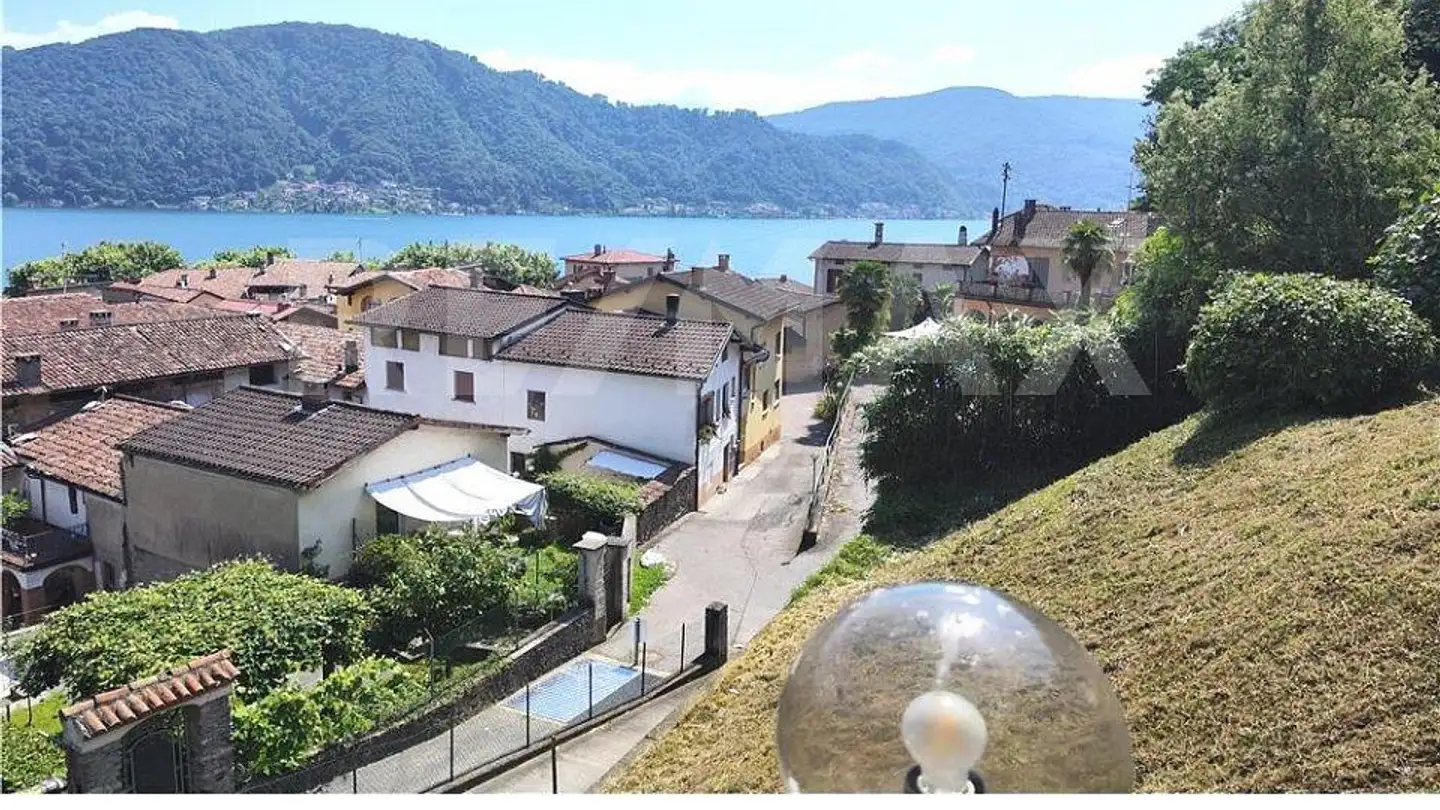 Constructible plot for sale - 6987 Caslano