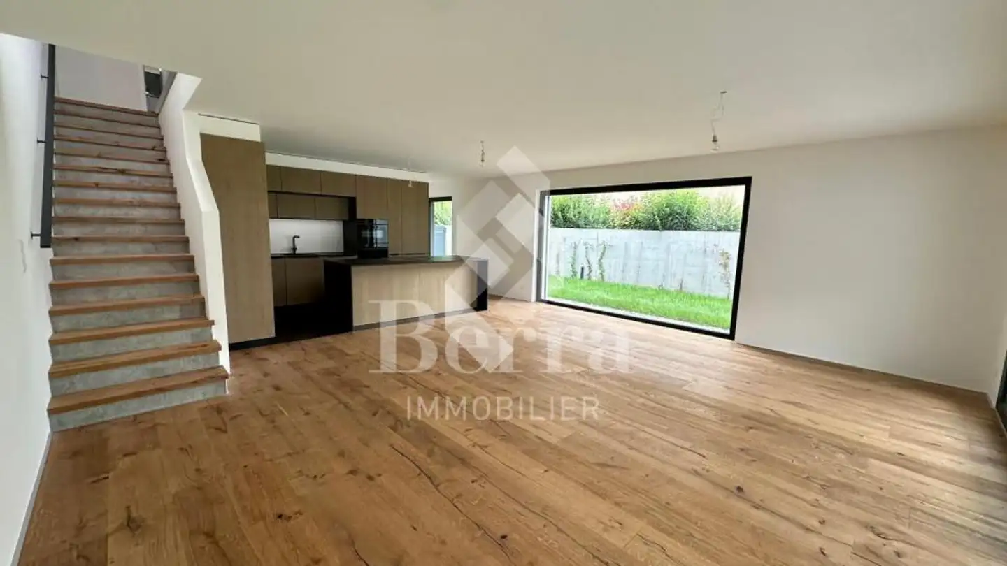 Casa bifamiliare in vendita - 1926 Fully