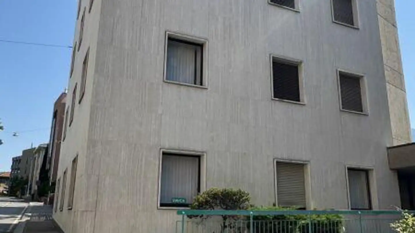 Mischgenutztes Gebäude kaufen - Via Cantonale 10, 6900 Lugano