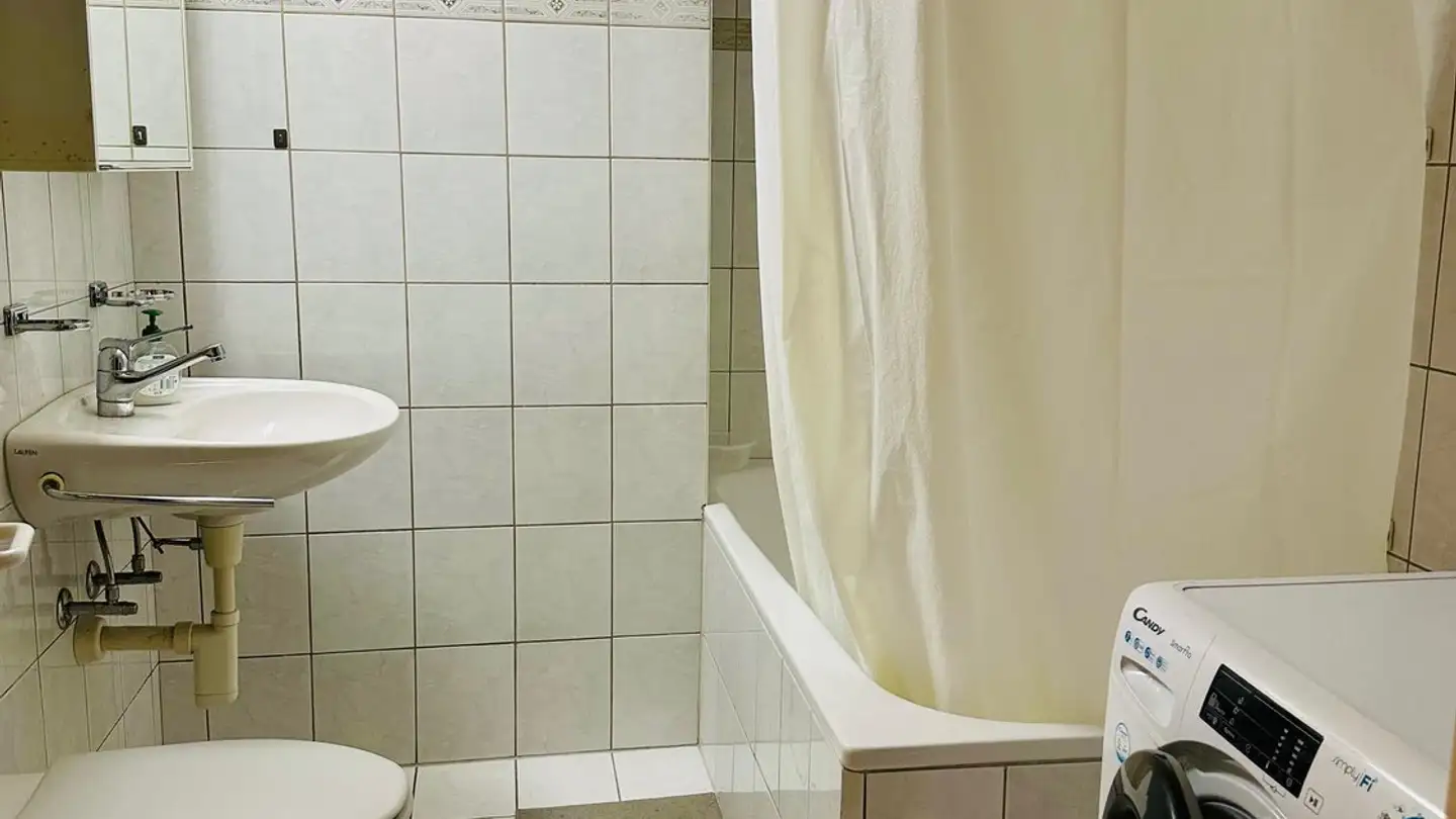 Chambre à louer - Rottenschwilerstrasse 20, 8918 Unterlunkhofen - Photo 2