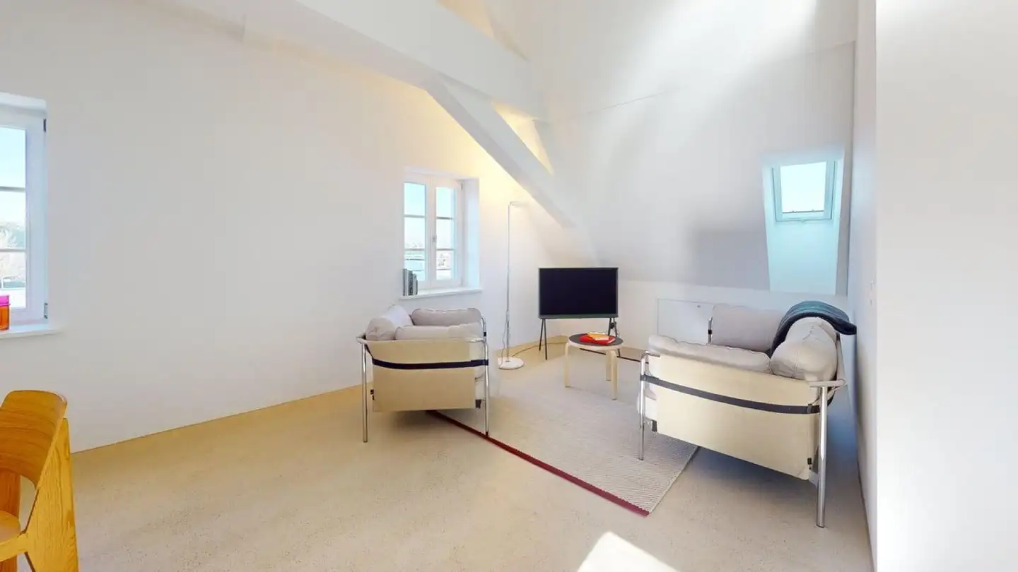 Furnished apartment for rent - St. Alban-Rheinweg, 4052 Basel - Photo 2