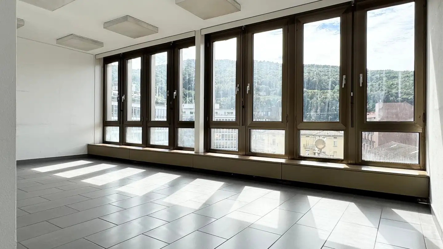 Bürofläche mieten - Corso San Gottardo 34, 6830 Chiasso - Foto 2