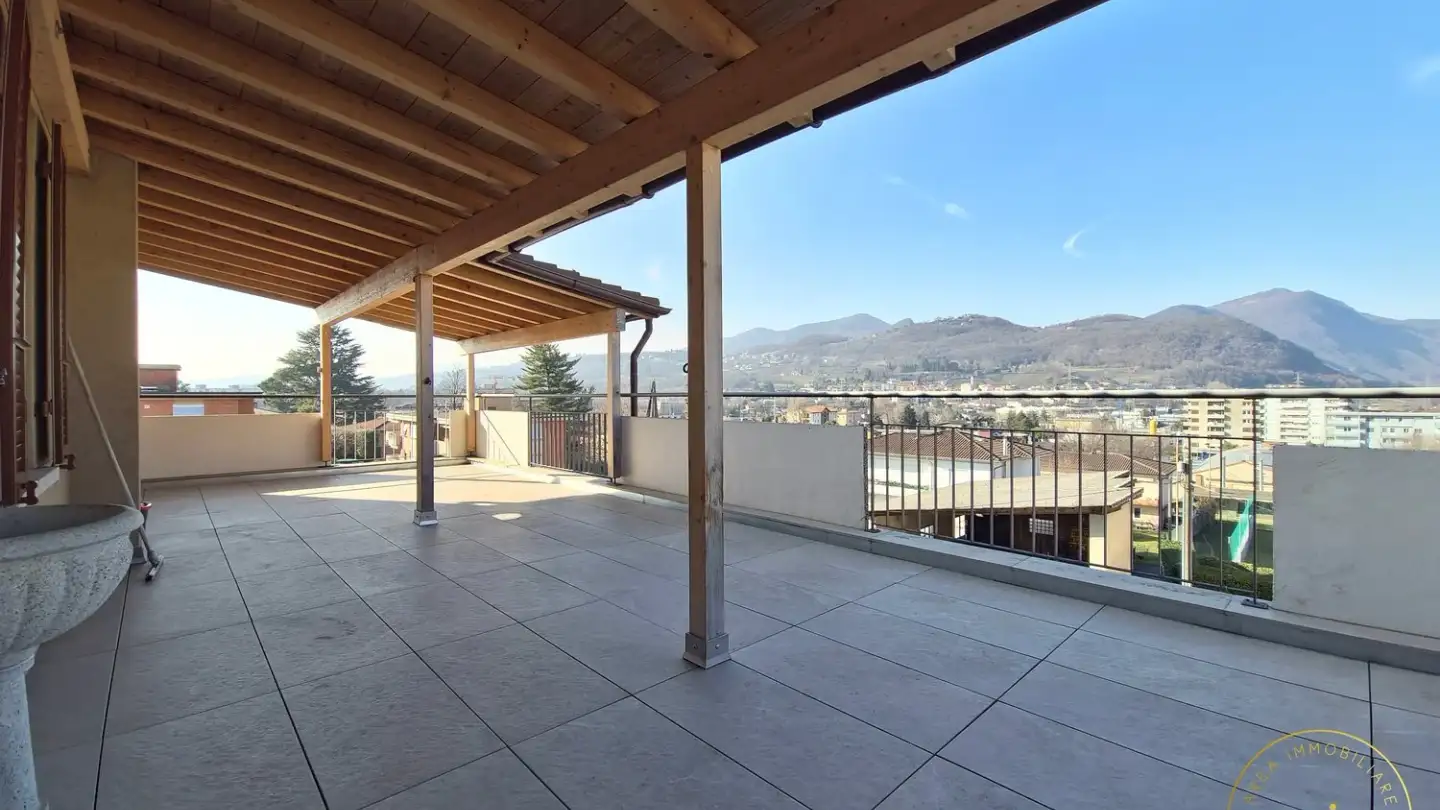 Appartement en terrasse à vendre - 6850 Mendrisio