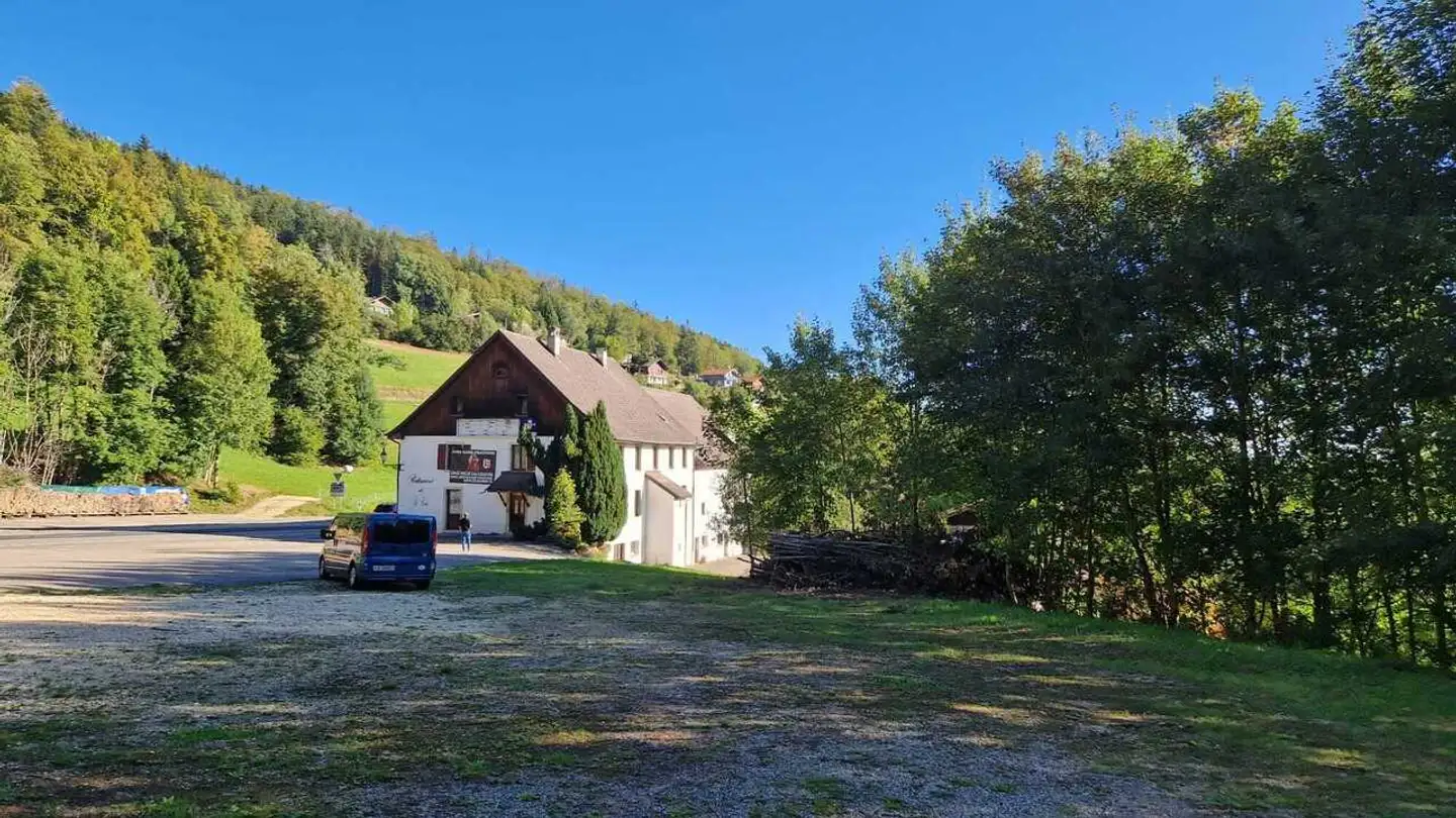 Edificio ad uso misto in vendita - Route De La Roche 1, 2855 Glovelier - Foto 2