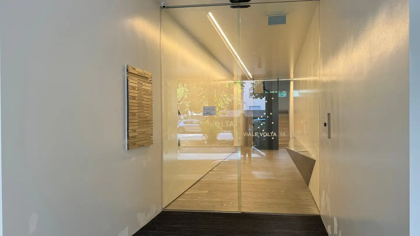 Bureau à louer - 6830 Chiasso - Photo 3