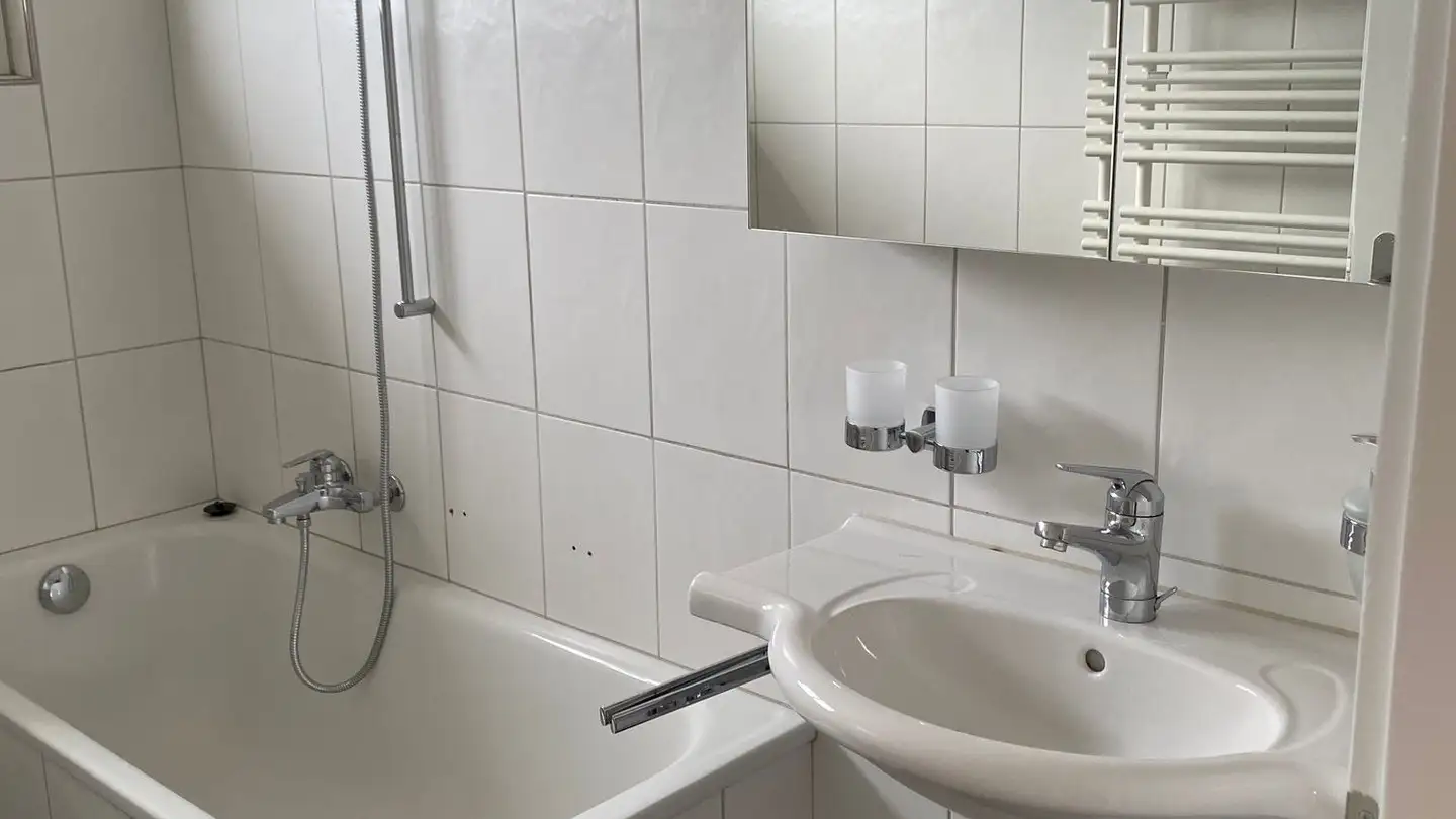 Appartement à louer - Bahnhofstrasse 5, 5745 Safenwil - Photo 2