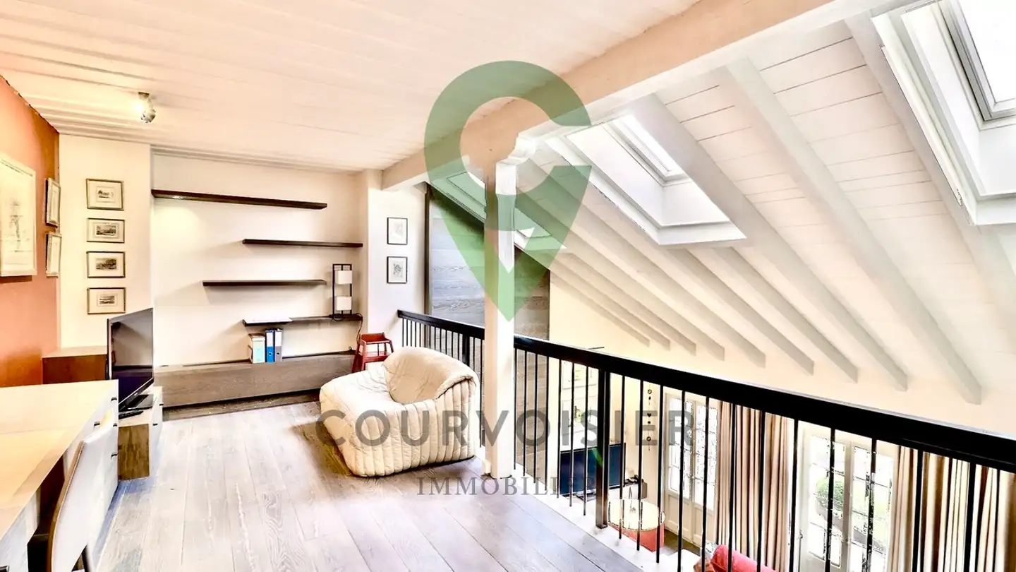 Apartment for sale - 1169 Yens