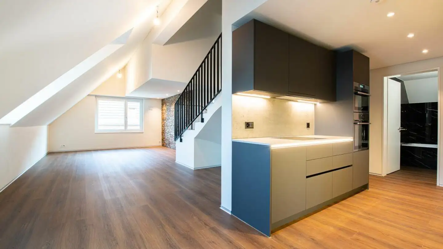 Wohnung mieten - Waldaustrasse, 8606 Nänikon - Foto 2