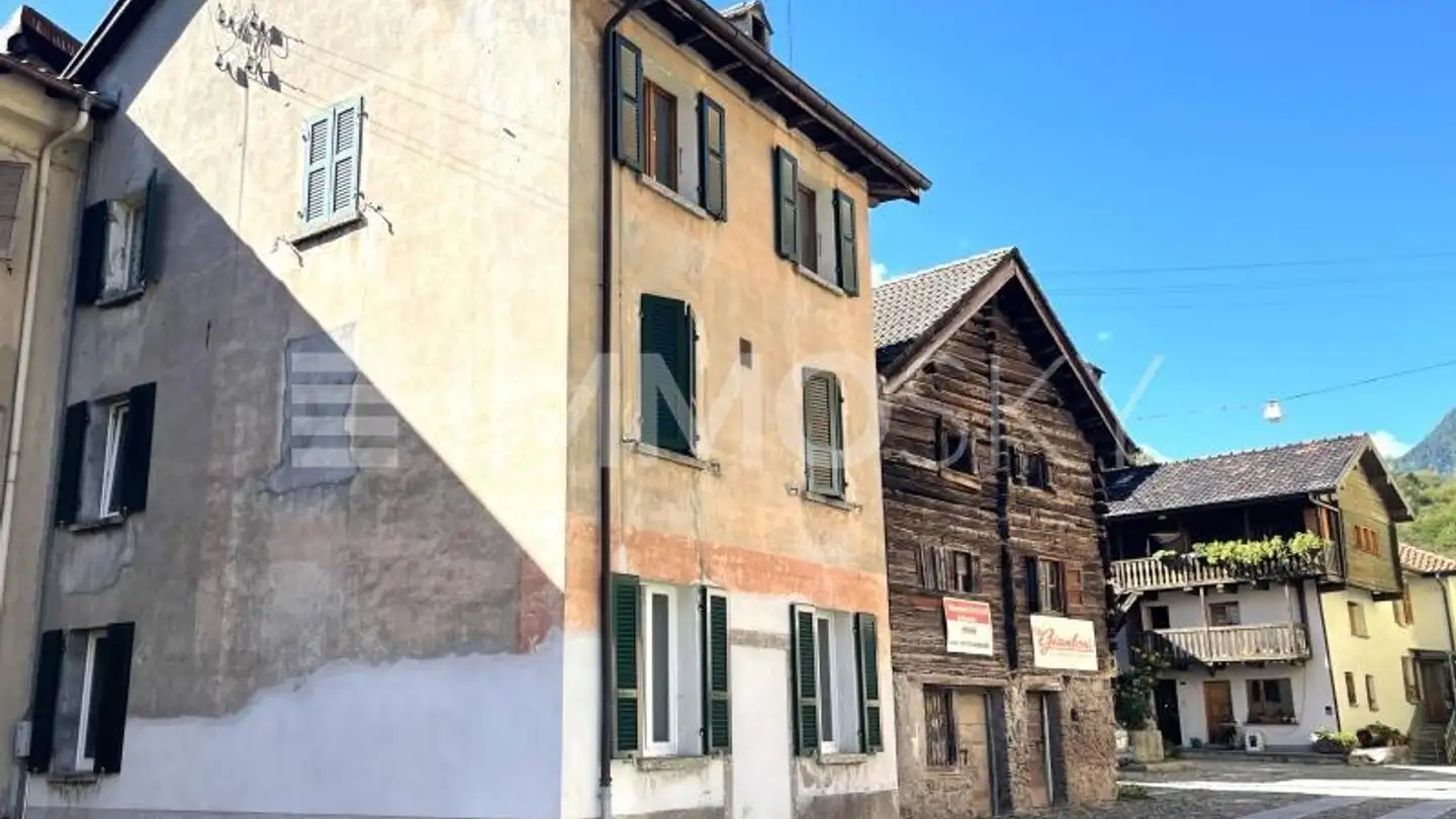 Edificio residenziale in vendita - 6713 Malvaglia