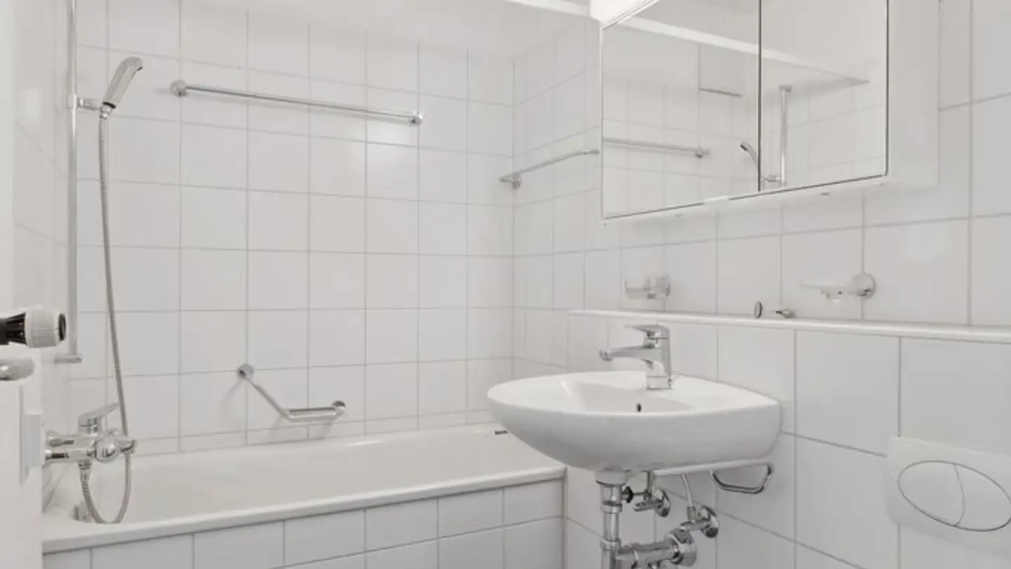 Apartment for rent - Bahnhofstrasse 6, 3700 Spiez - Photo 3