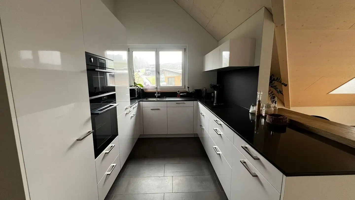 Dachgeschosswohnung mieten - Wilerstrasse 29, 9554 Tägerschen - Foto 2