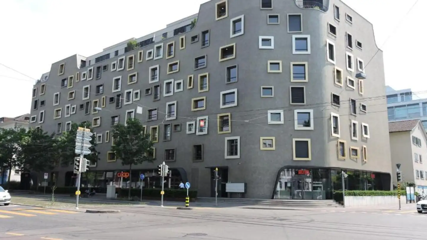 Covered parking space for rent - Baslerstrasse 71, 8048 Zürich