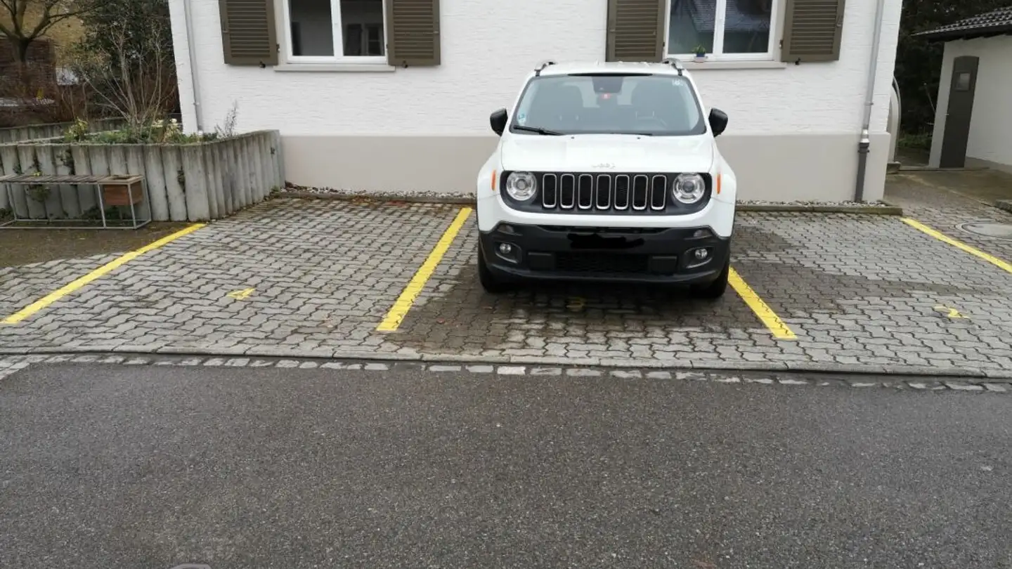 Place de parking extérieure à louer - Sengelbachweg 1, 5000 Aarau - Photo 2