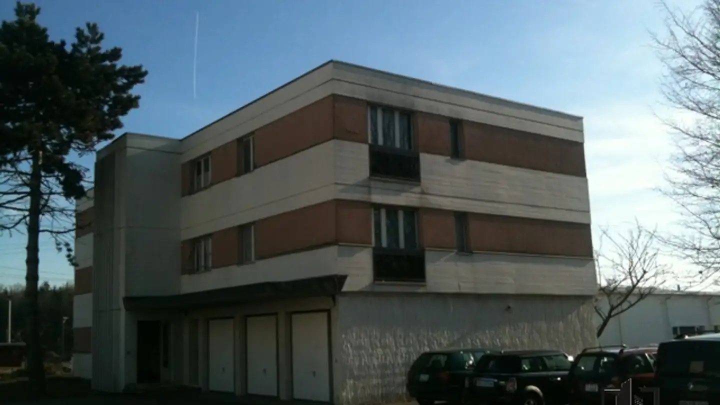 Garage à louer - Chemin De Cudrex 9, 1030 Bussigny