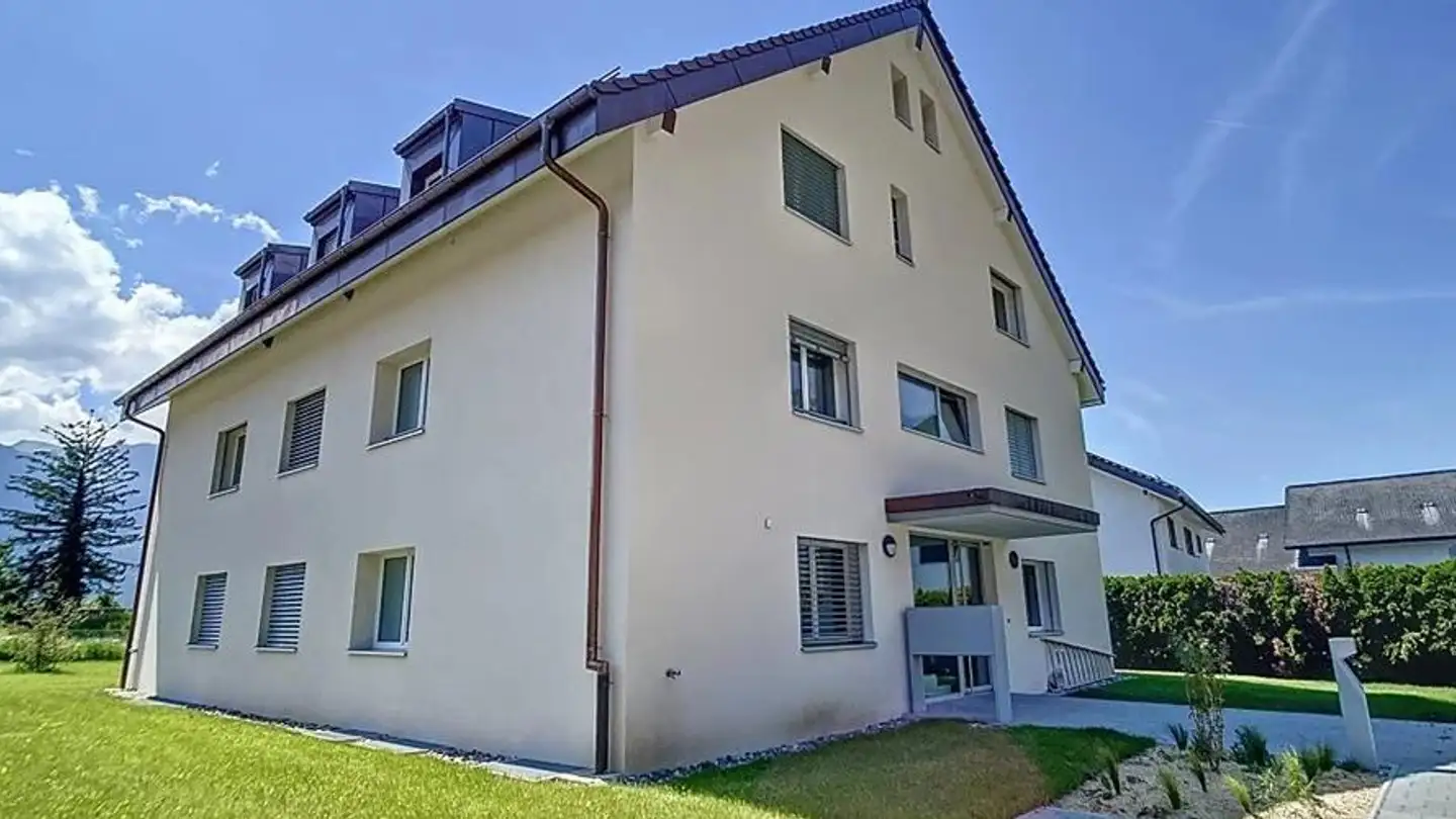 Mixed-use building for rent - Route De Lausanne 24, 1853 Yvorne - Photo 4
