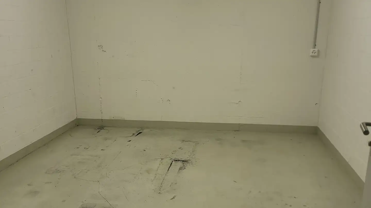 Hobby room for rent - Melchrütistrasse 51, 8304 Wallisellen