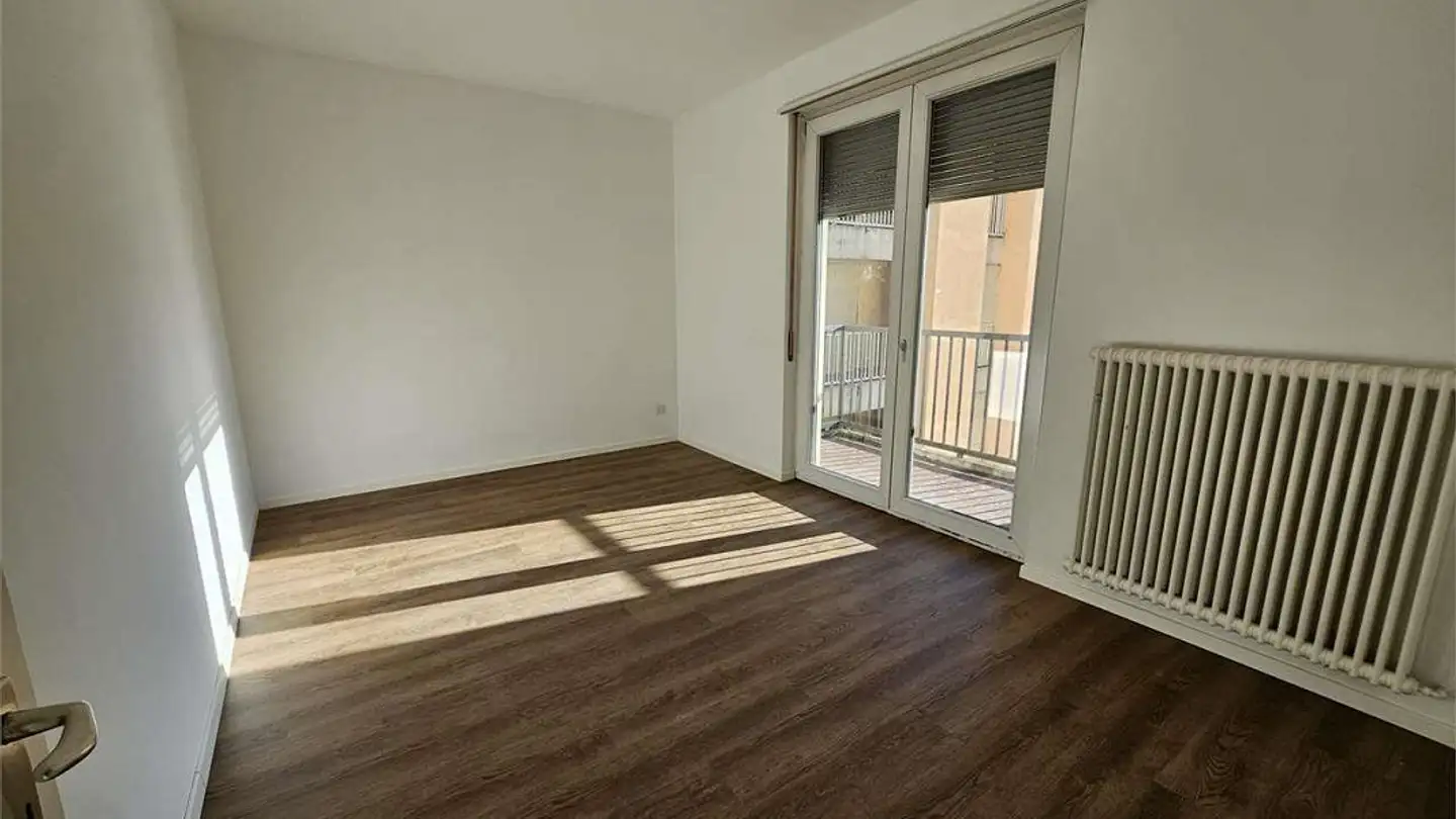 Appartement à louer - Via Emilio Bossi 54, 6830 Chiasso