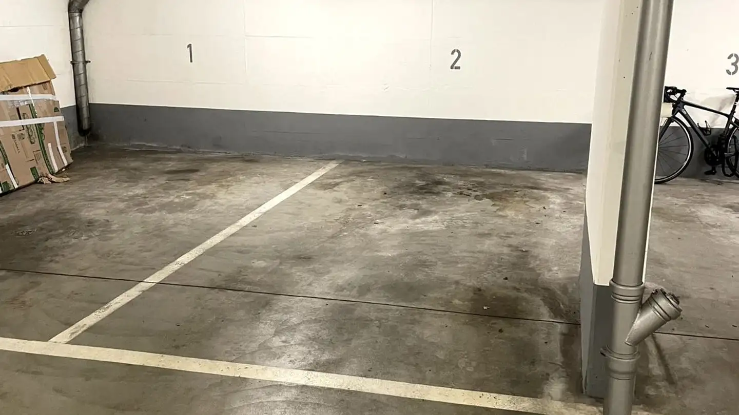 Parcheggio esterno in affitto - Bergstrasse 16, 8044 Zürich