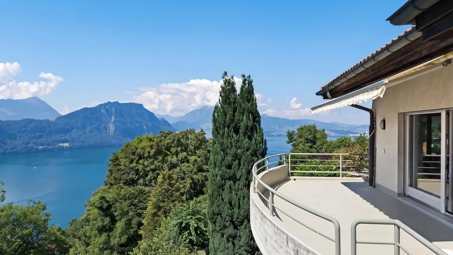 Casa singola in vendita - Rigistrasse 196, 6353 Weggis
