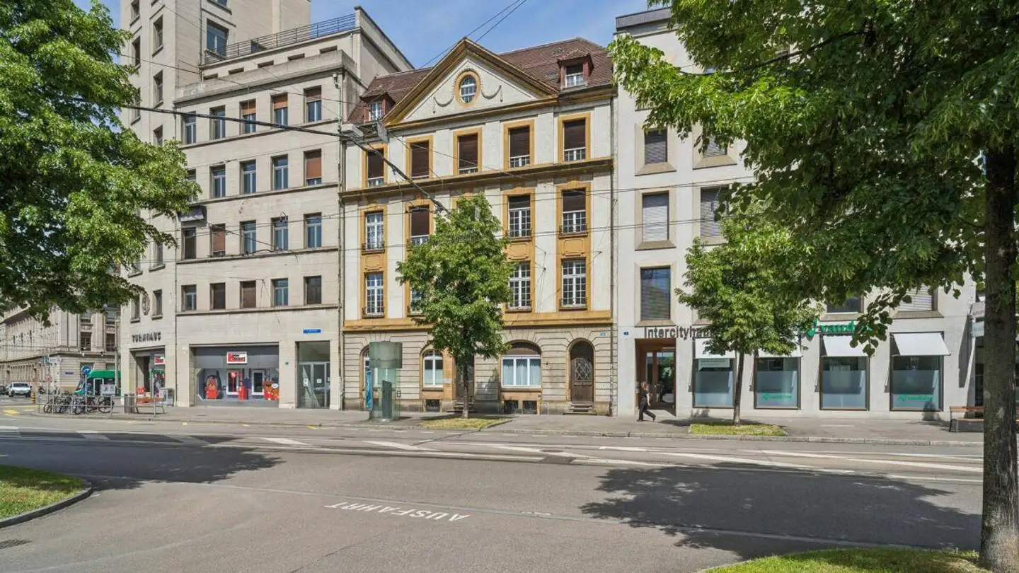 Mixed-use building for sale - St. Jakobs-Strasse, 4052 Basel