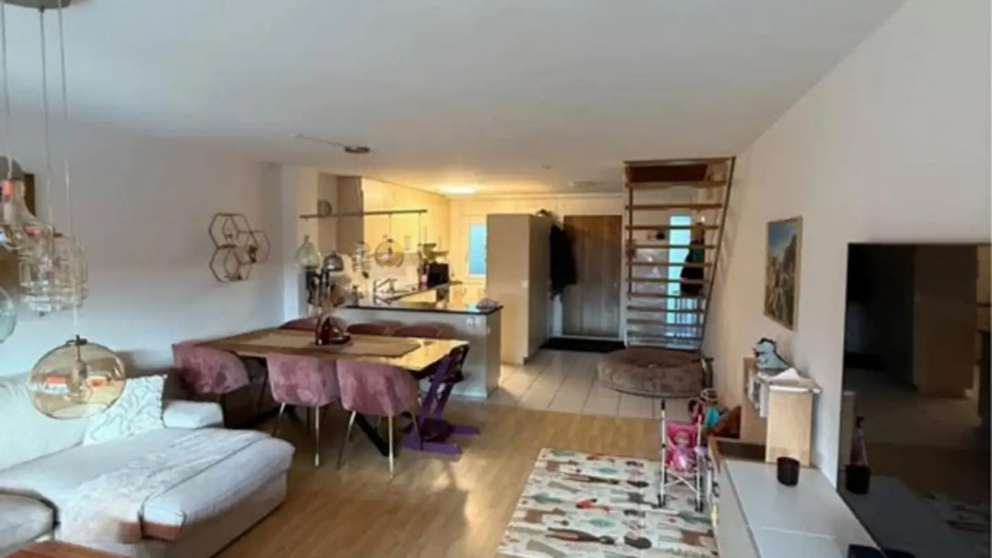 Apartment for rent - 8156 Oberhasli