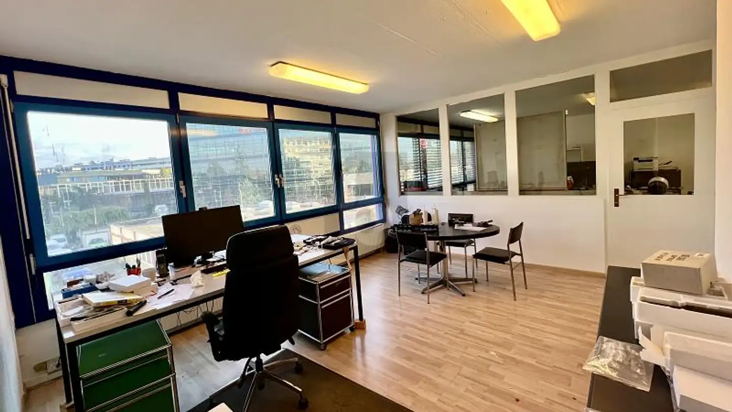 Office space for rent - 1225 Chêne-Bourg - Photo 3