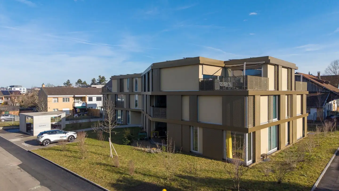 Attic flat for sale - Austrasse 2, 4106 Therwil