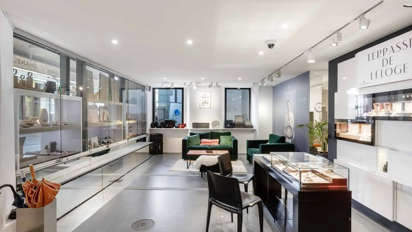 Arcade for sale - 1800 Vevey