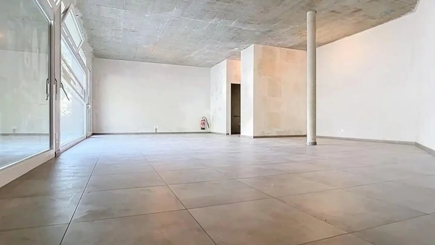 Magasin à louer - Avenue Des Ormonts 20, 1860 Aigle - Photo 2