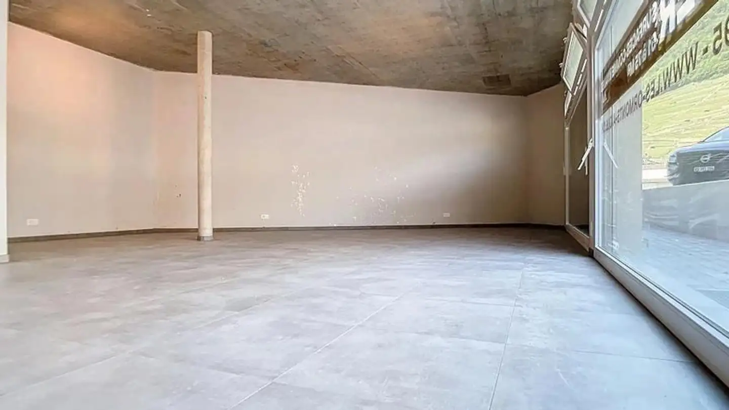 Magasin à louer - Avenue Des Ormonts 20, 1860 Aigle - Photo 4