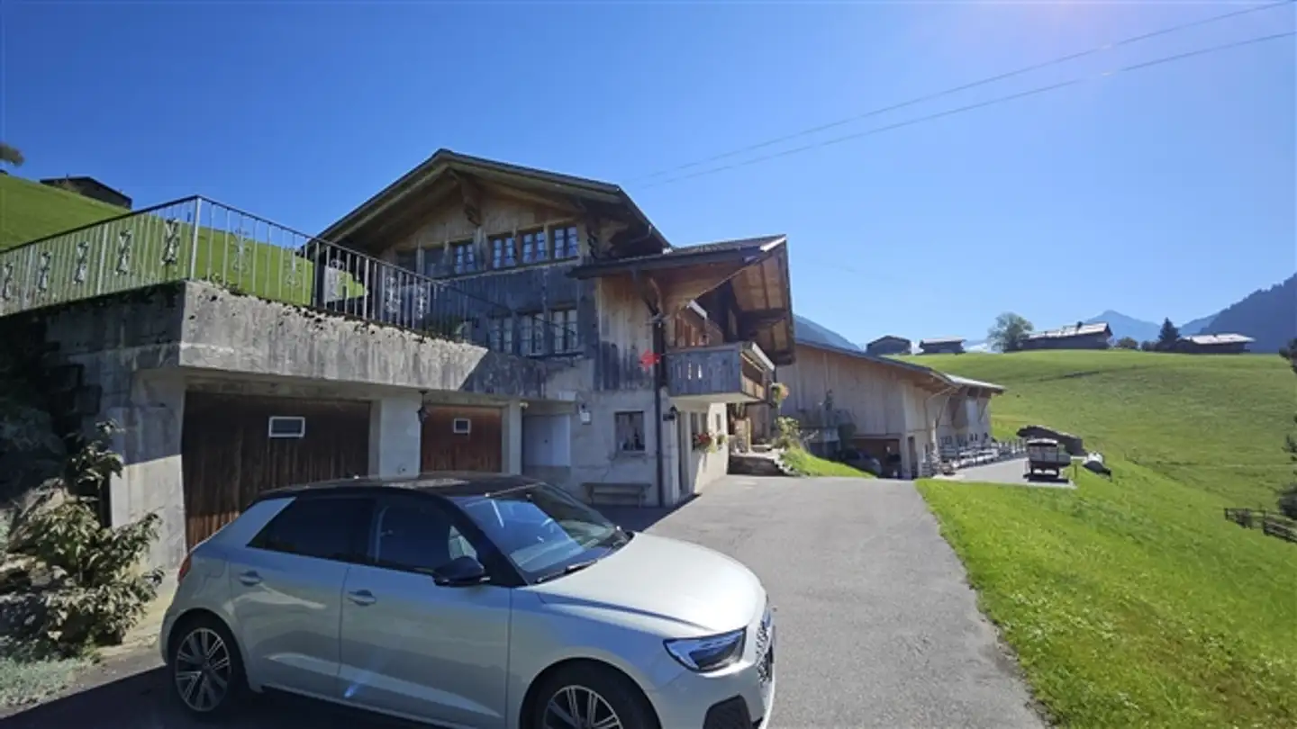 Casa bifamiliare in vendita - Schibeweg 5, 3780 Gstaad - Foto 2