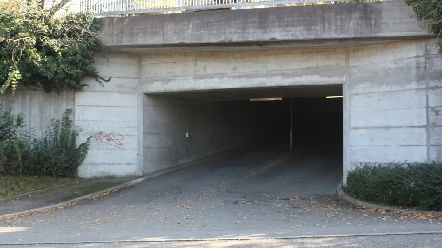 Underground parking space for rent - Gartenweg 14, 4310 Rheinfelden