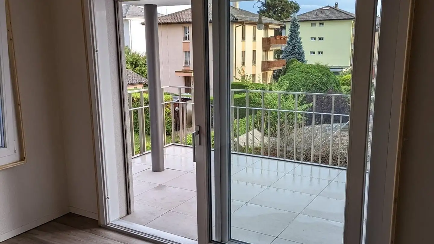 Apartment for rent - 1025 St-Sulpice VD - Photo 2
