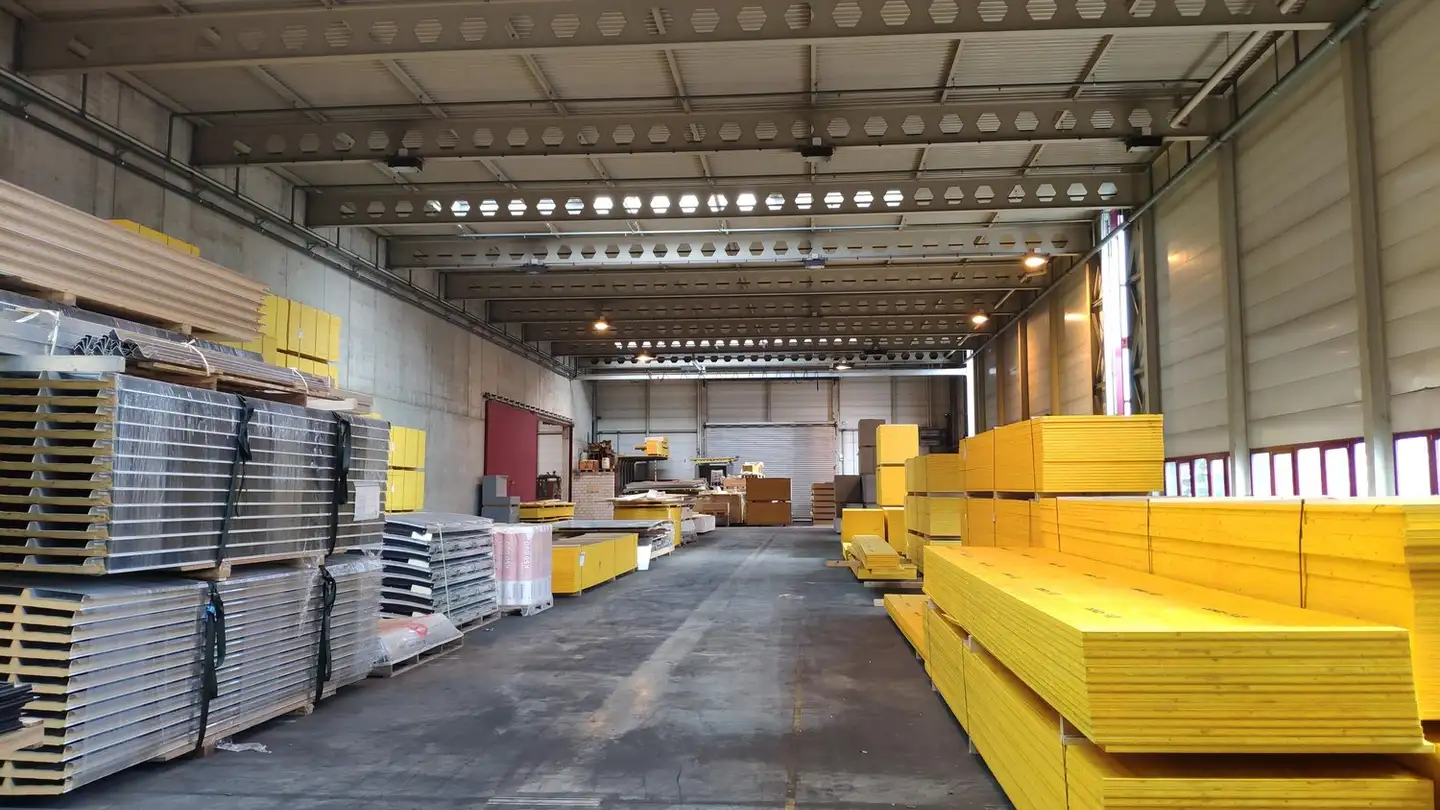 Commercial for rent - Stationsstrasse 25, 8155 Niederhasli - Photo 4