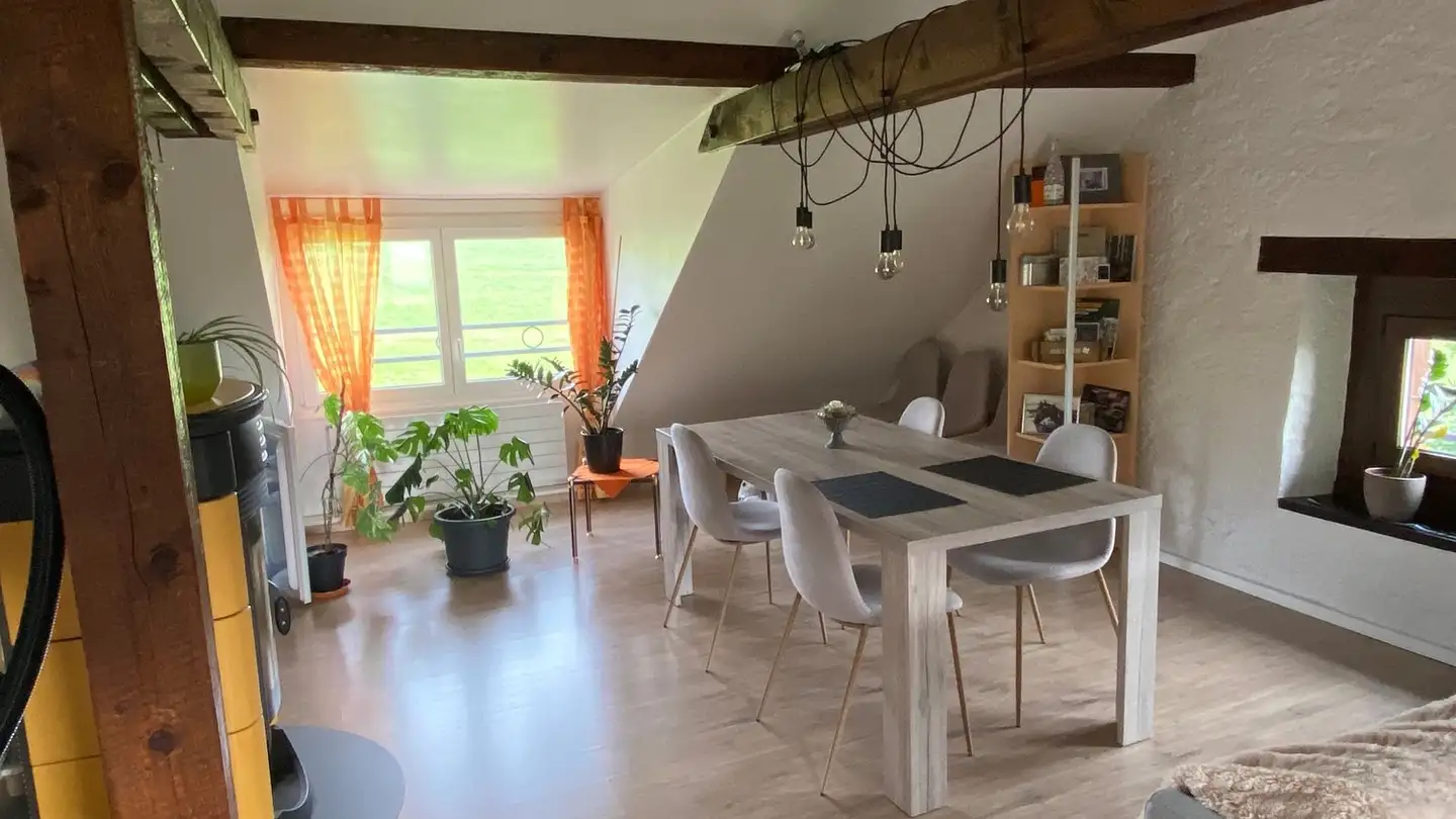 Appartement à louer - La Combe Du Sapin 2, 2523 Lignières
