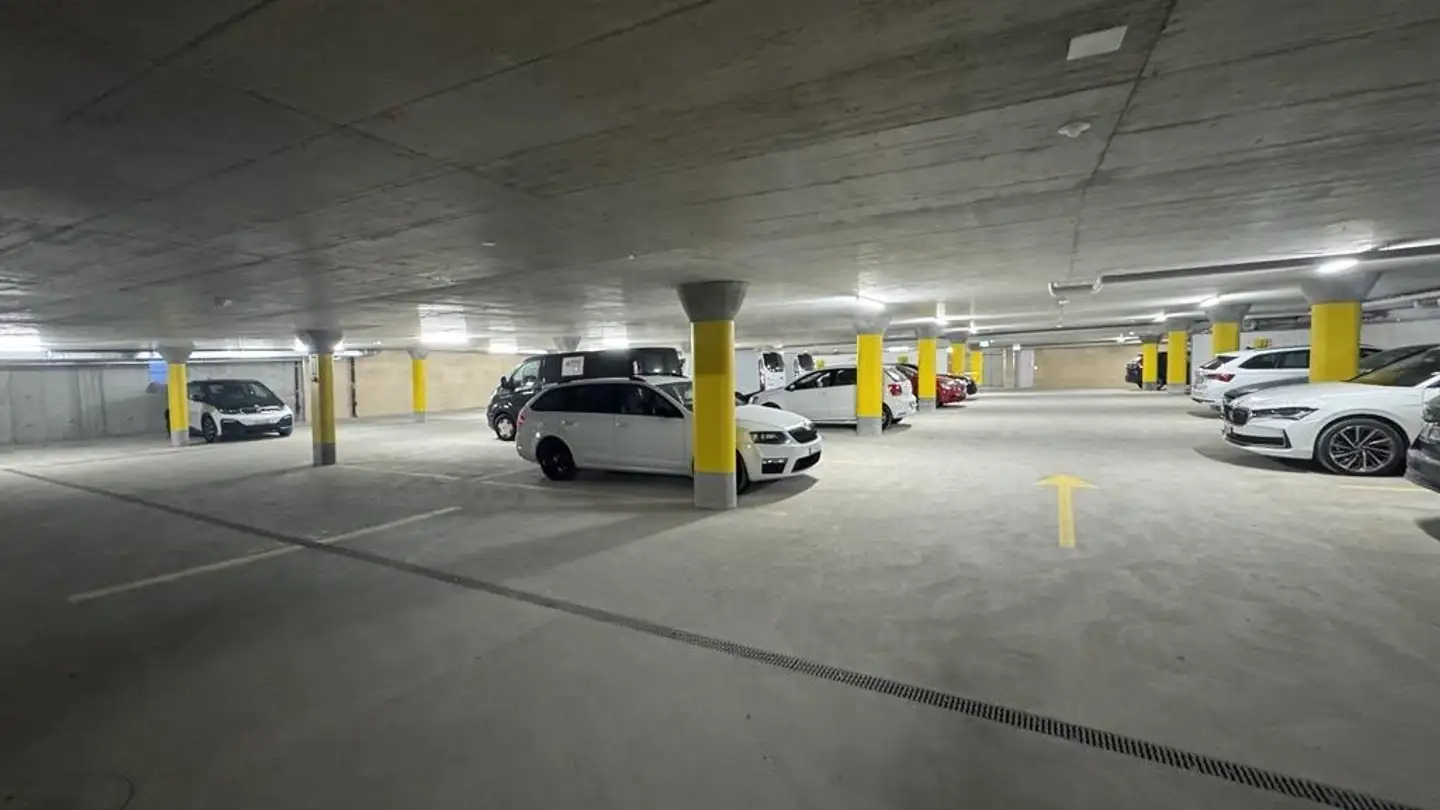 Underground parking space for rent - Hofwisenstrasse 24, 8155 Niederhasli - Photo 3
