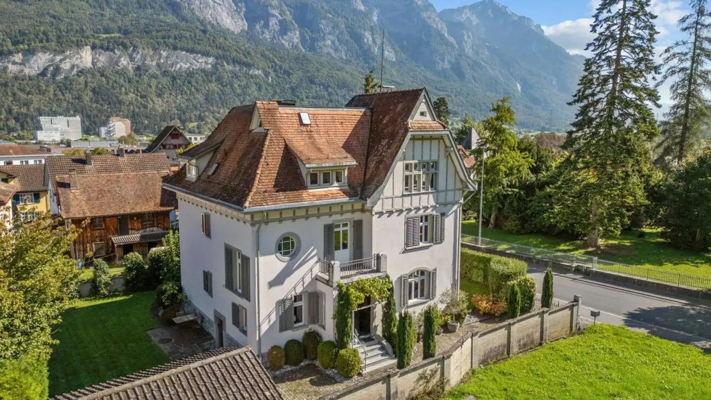 Single house for sale - Bergstrasse 18, 8890 Flums