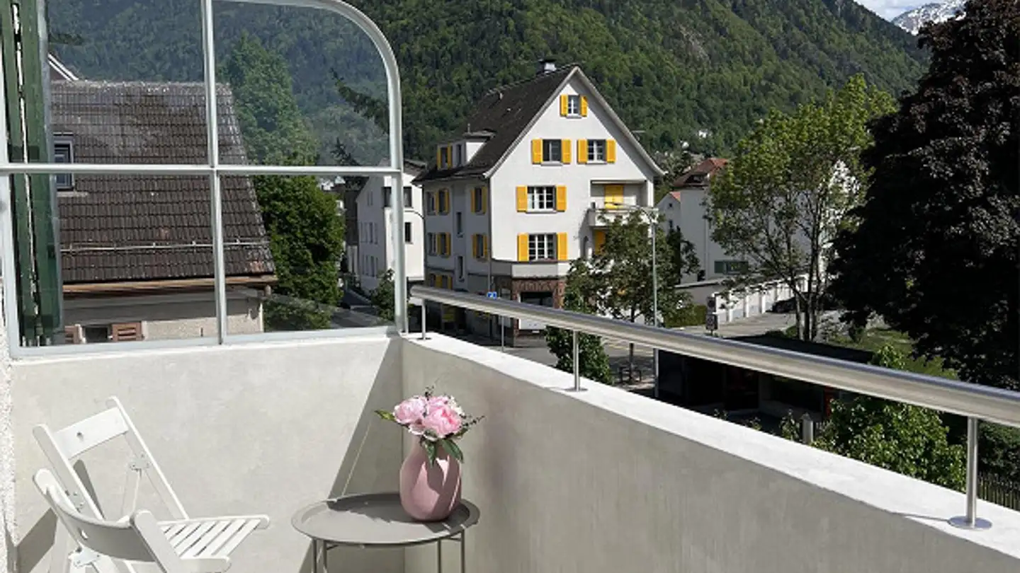 Apartment for rent - Oberalpstrasse, 7000 Chur - Photo 2