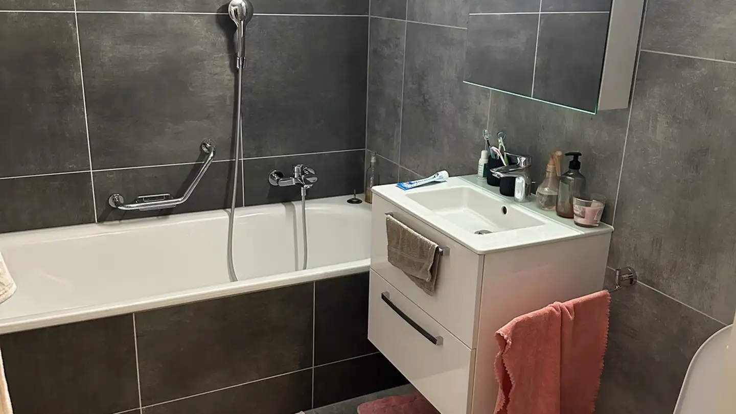 Apartment for rent - Avenue De La Gare 46, 1880 Bex - Photo 3