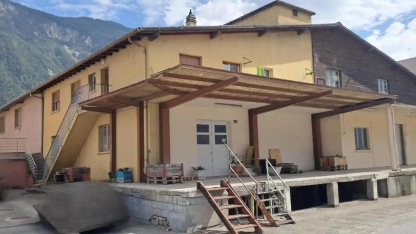 Edificio ad uso misto in vendita - Route du Léman 8B, 1906 Charrat - Foto 3