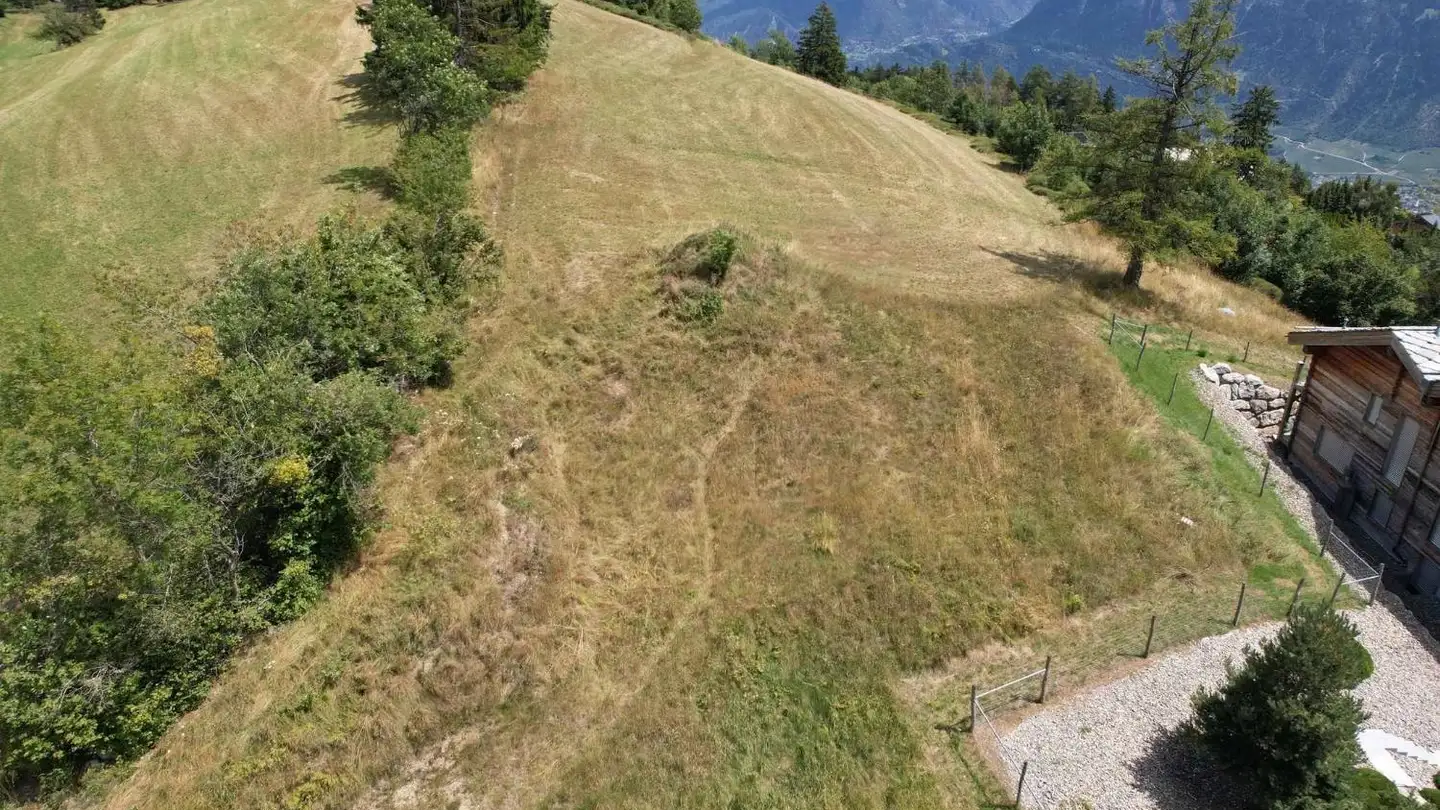 Constructible plot for sale - 3963 Crans-Montana - Photo 2