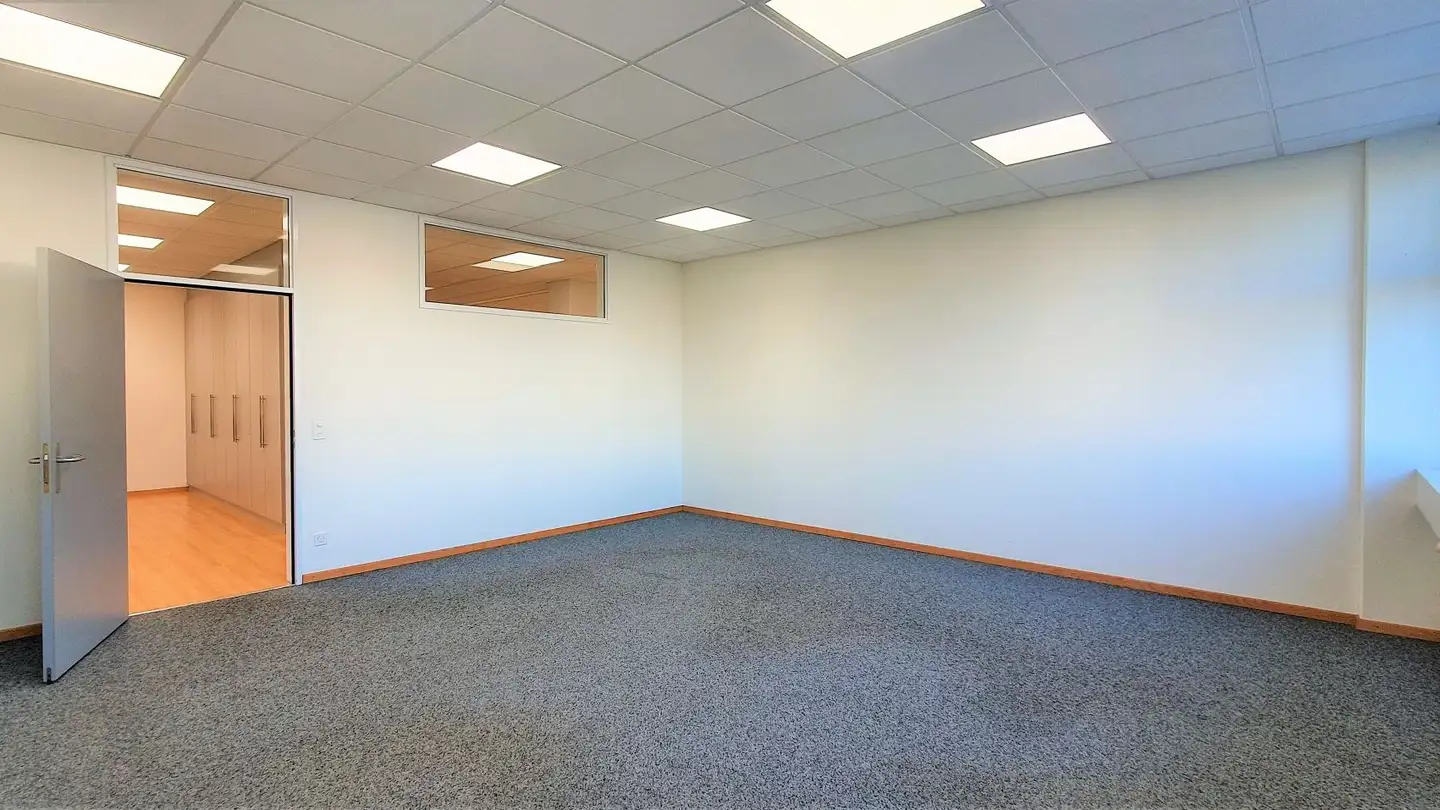 Office space for rent - Bösch 80b, 6331 Hünenberg