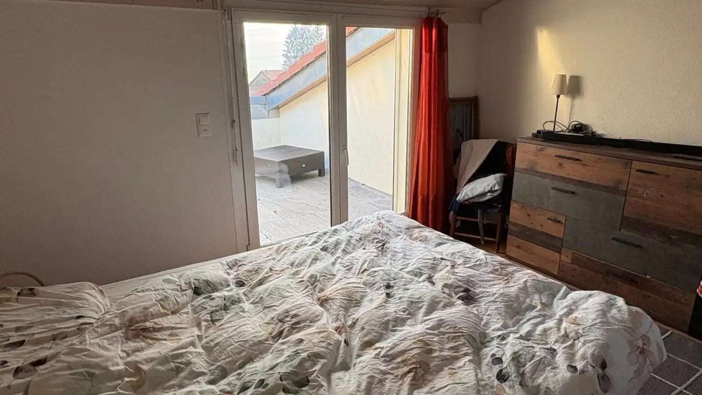 Single house for rent - 1073 Savigny - Photo 2